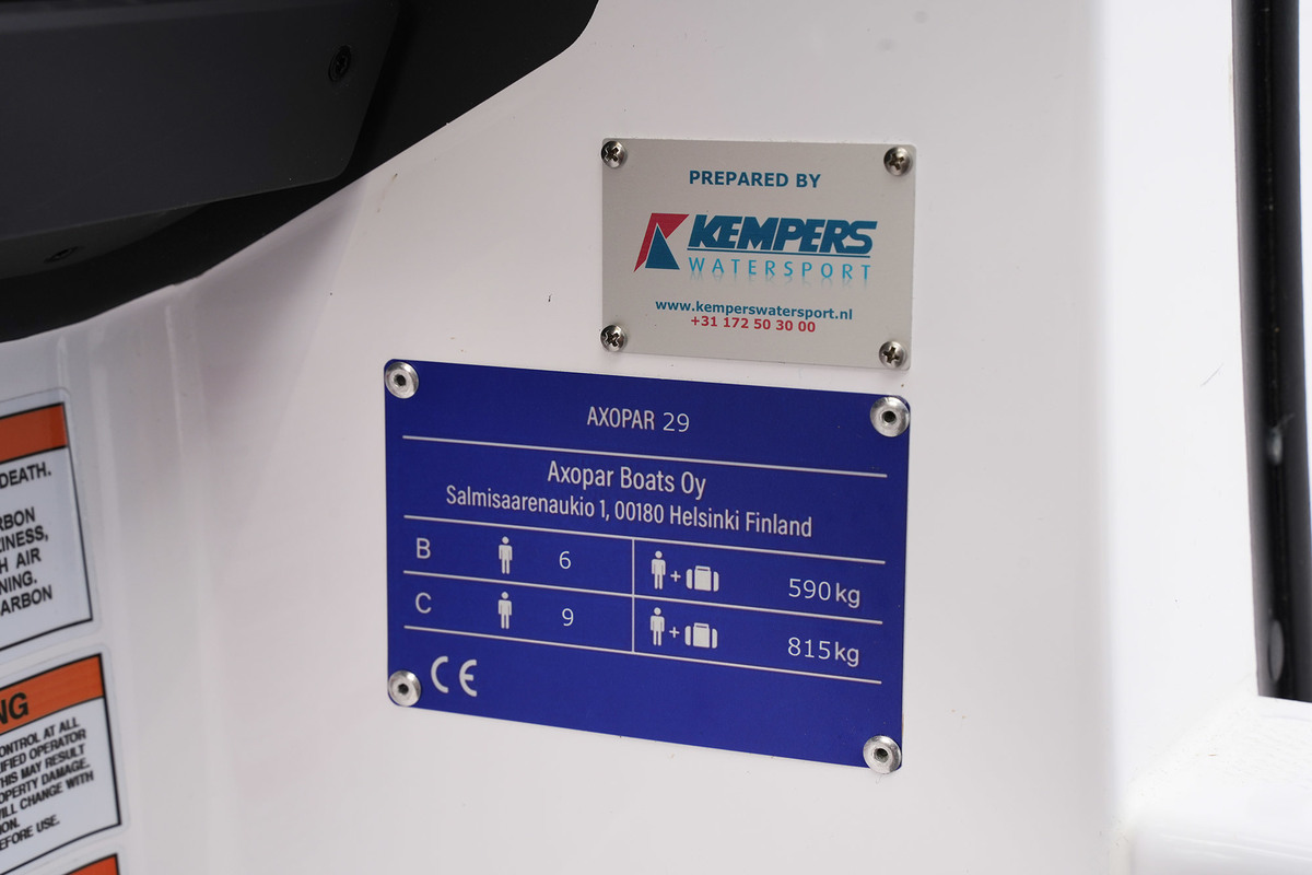 Axopar 29 XC Cross Cabin