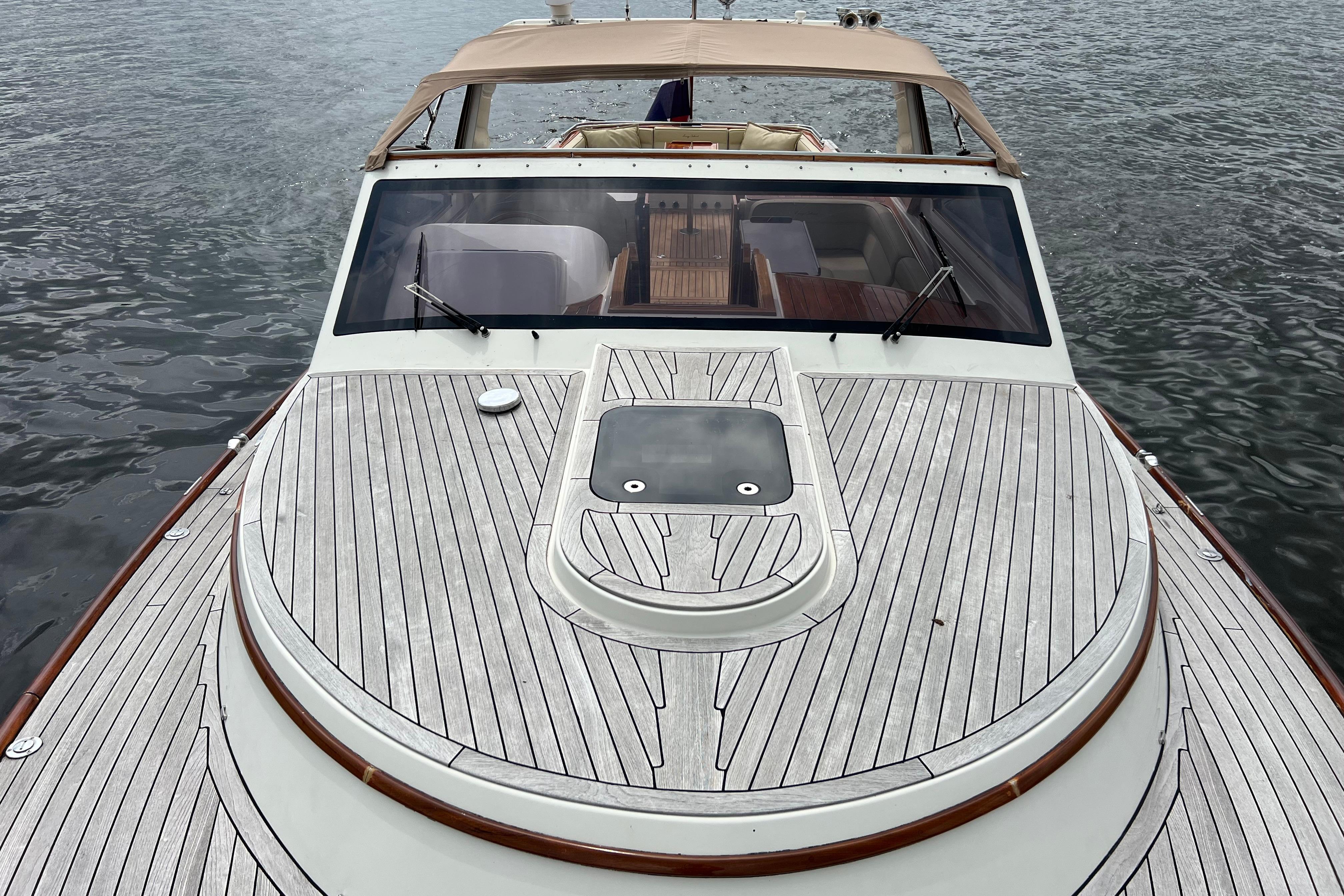 Long Island 40 Runabout