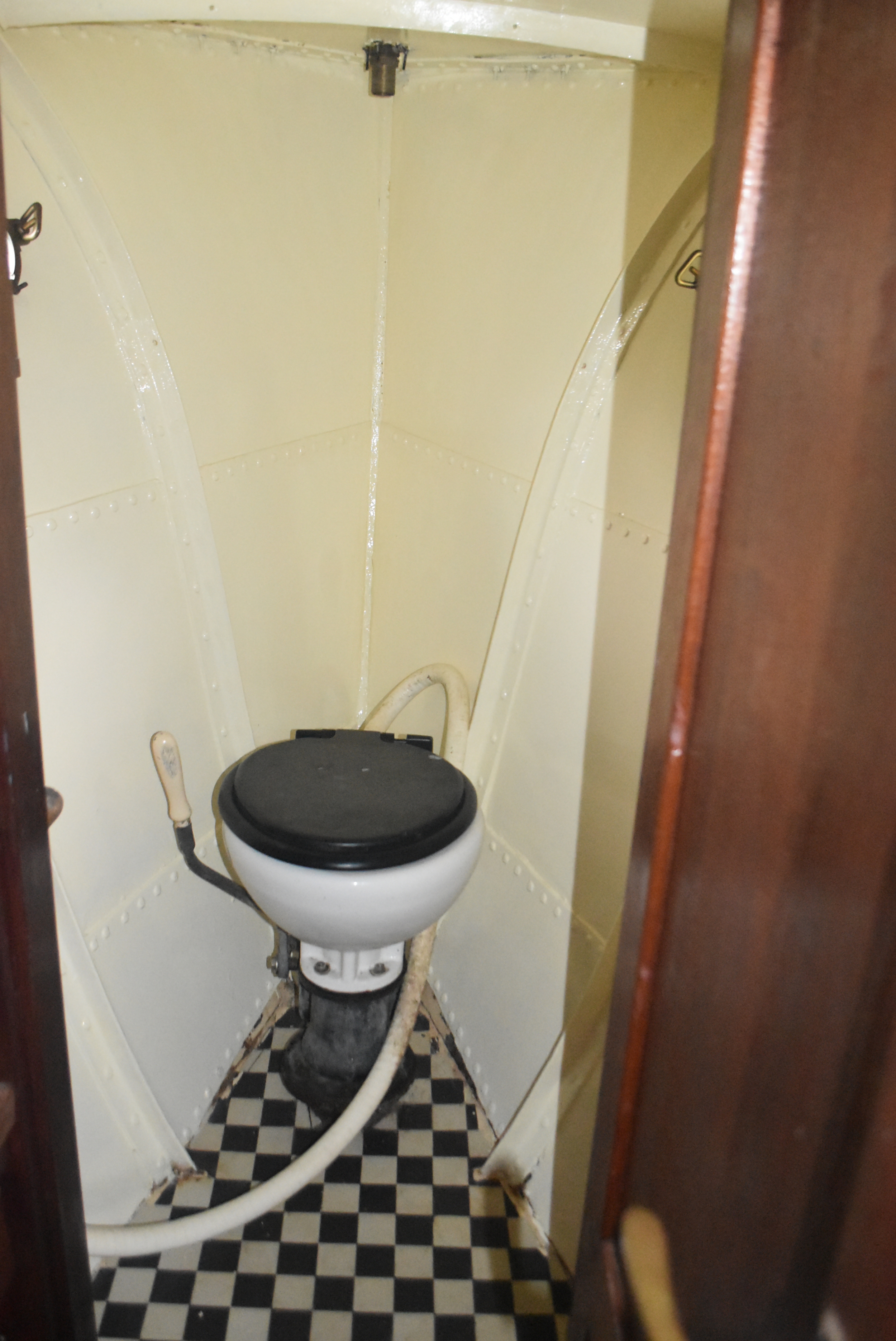 Bakdeksalonkruiser 9.00