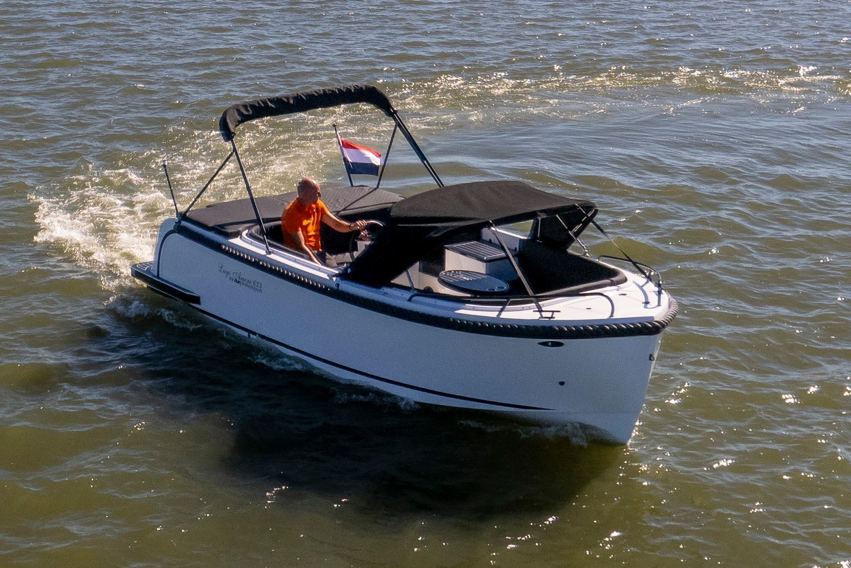 Lago Amore 633 Tender