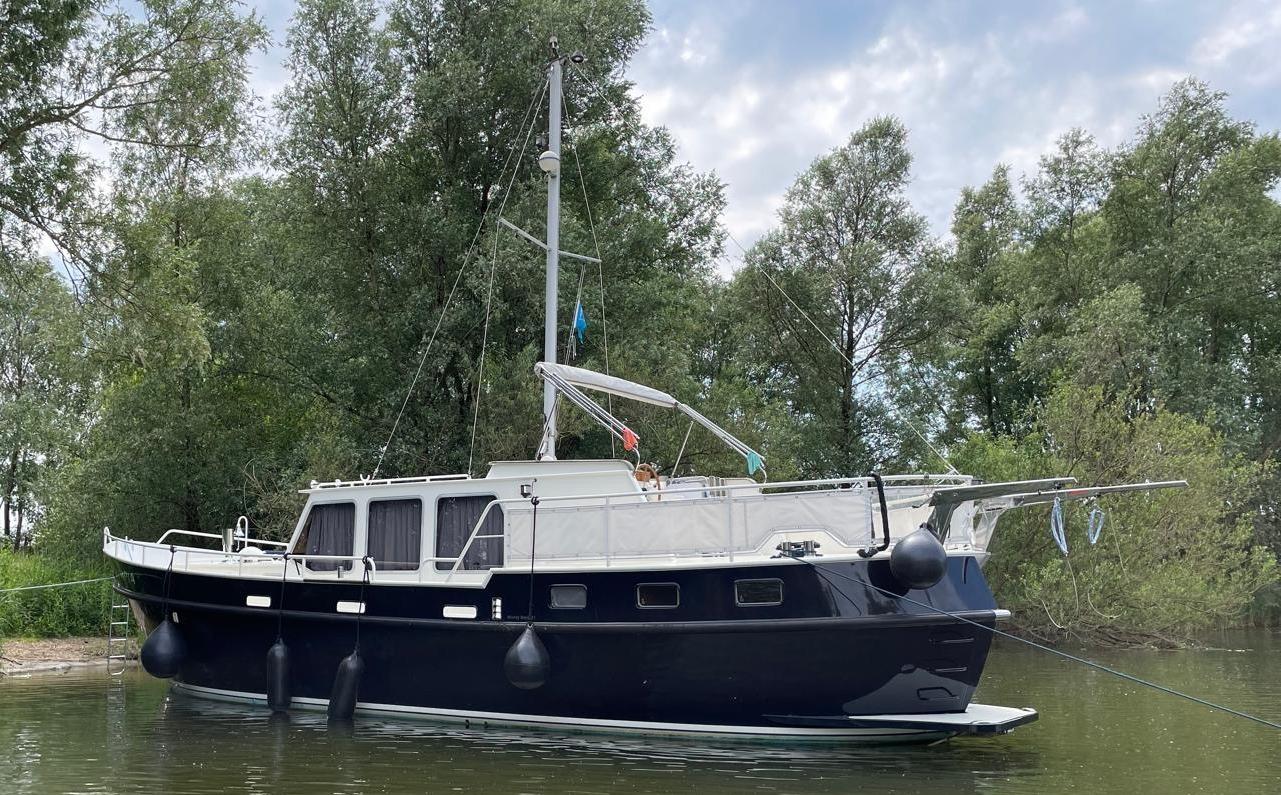 Monty Bank Monty Bank Kotter 41 AK Cabrio