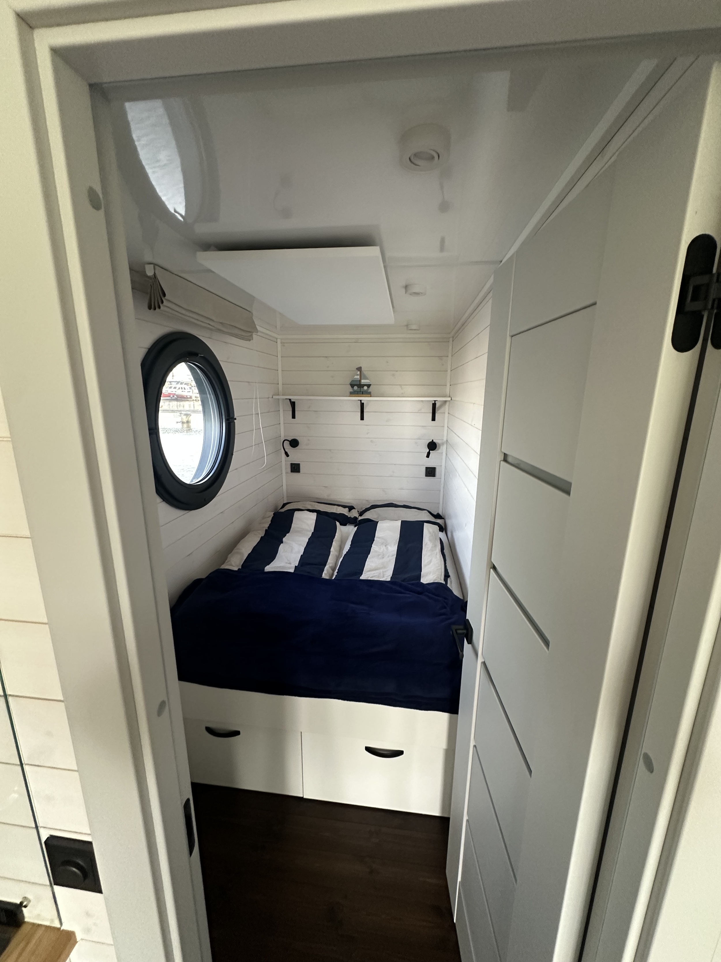 Nordic Season Houseboat NS 40 Eco 36m2