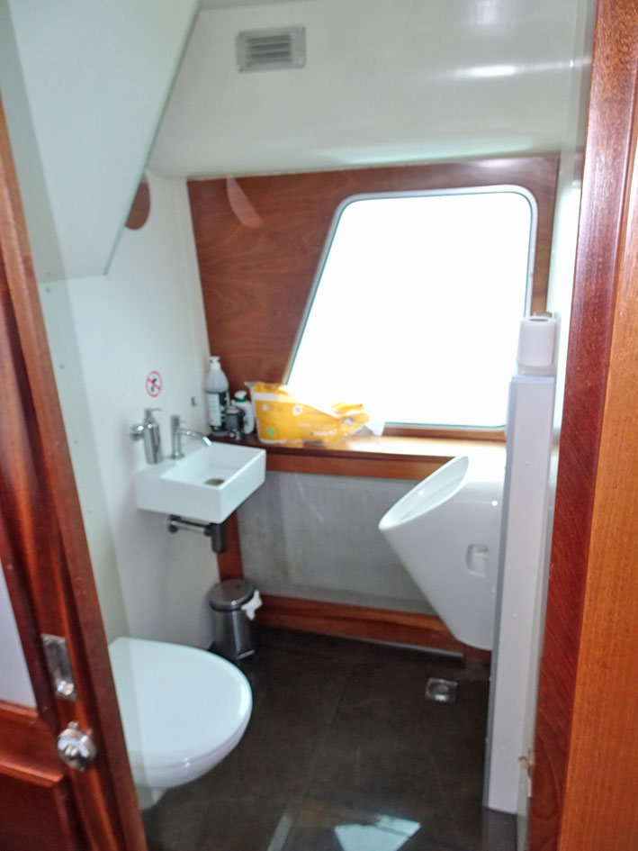 Dagpassagiersschip 152 pers