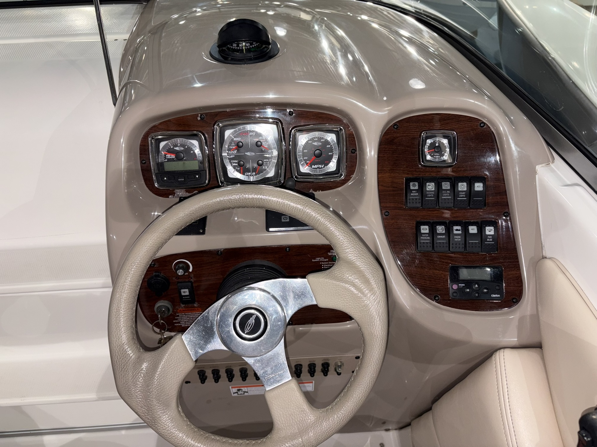 Chaparral 255 SSI met MerCruiser 5.7 L 300 pk