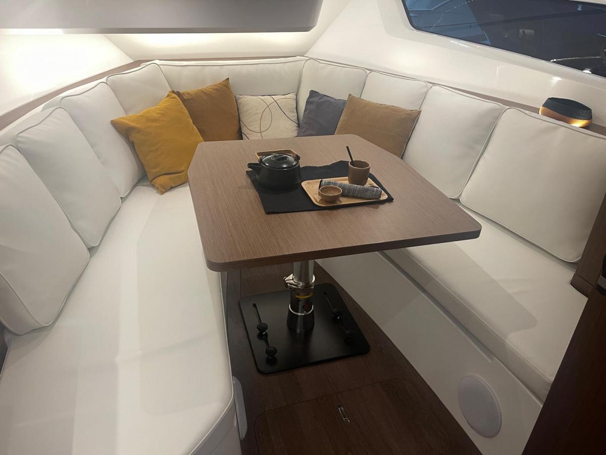 Jeanneau Cap Camarat 12.5-WA