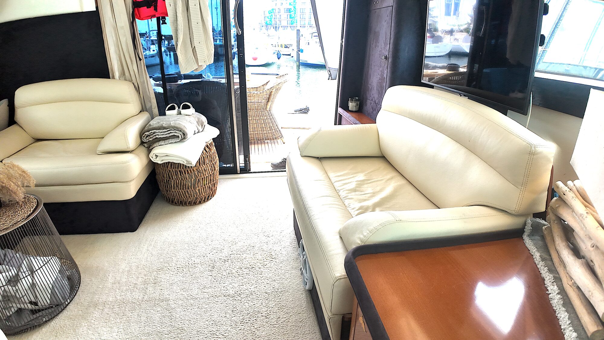 Jeanneau Prestige 42 Flybridge