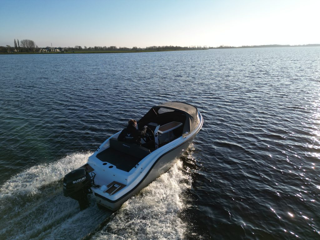 Corsiva 505 Tender Demo DE GROOTSTE SLOEPENSHOWROOM VAN NEDERLAND