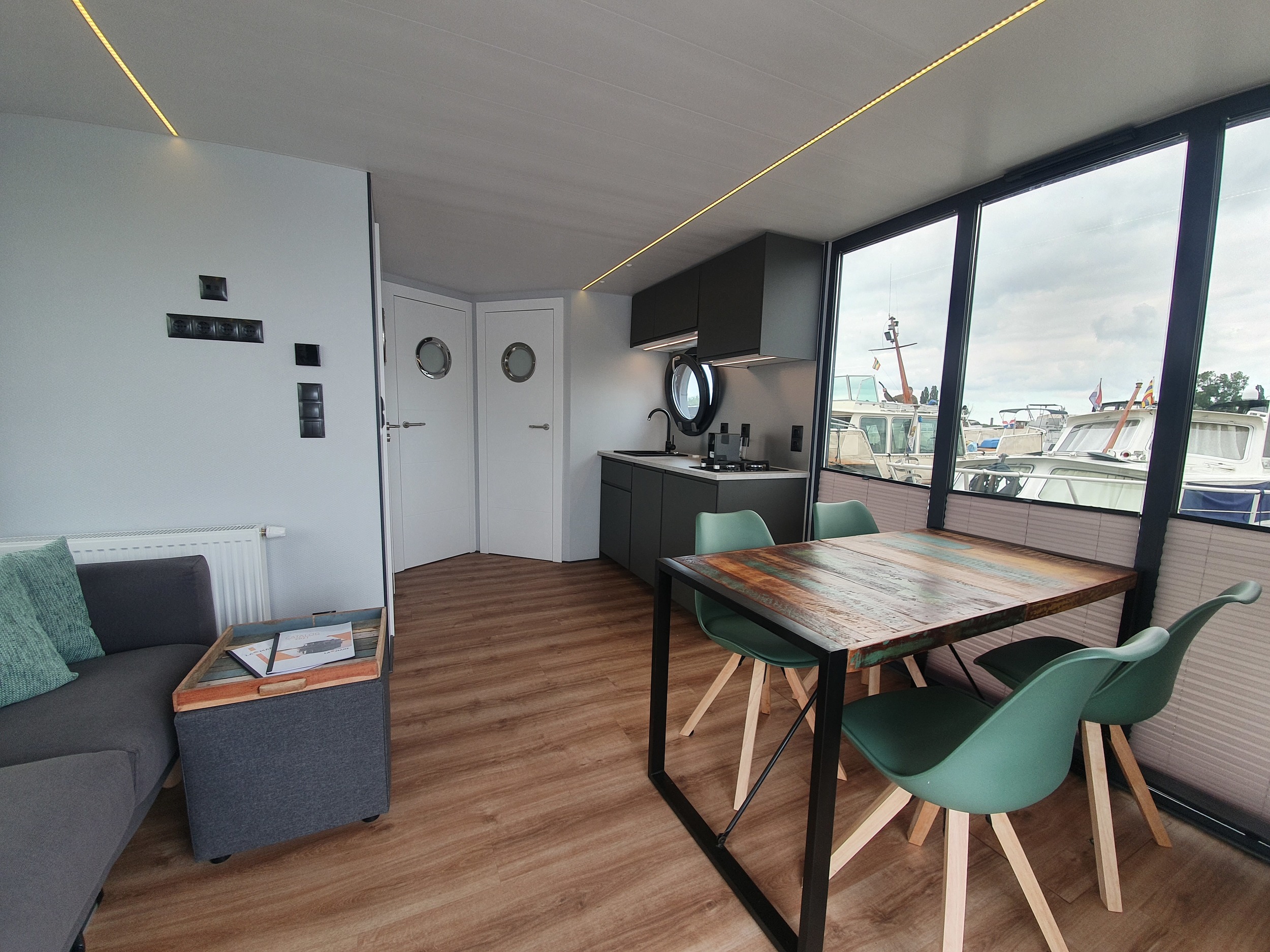 La Mare Houseboat Apartboat L - NEW