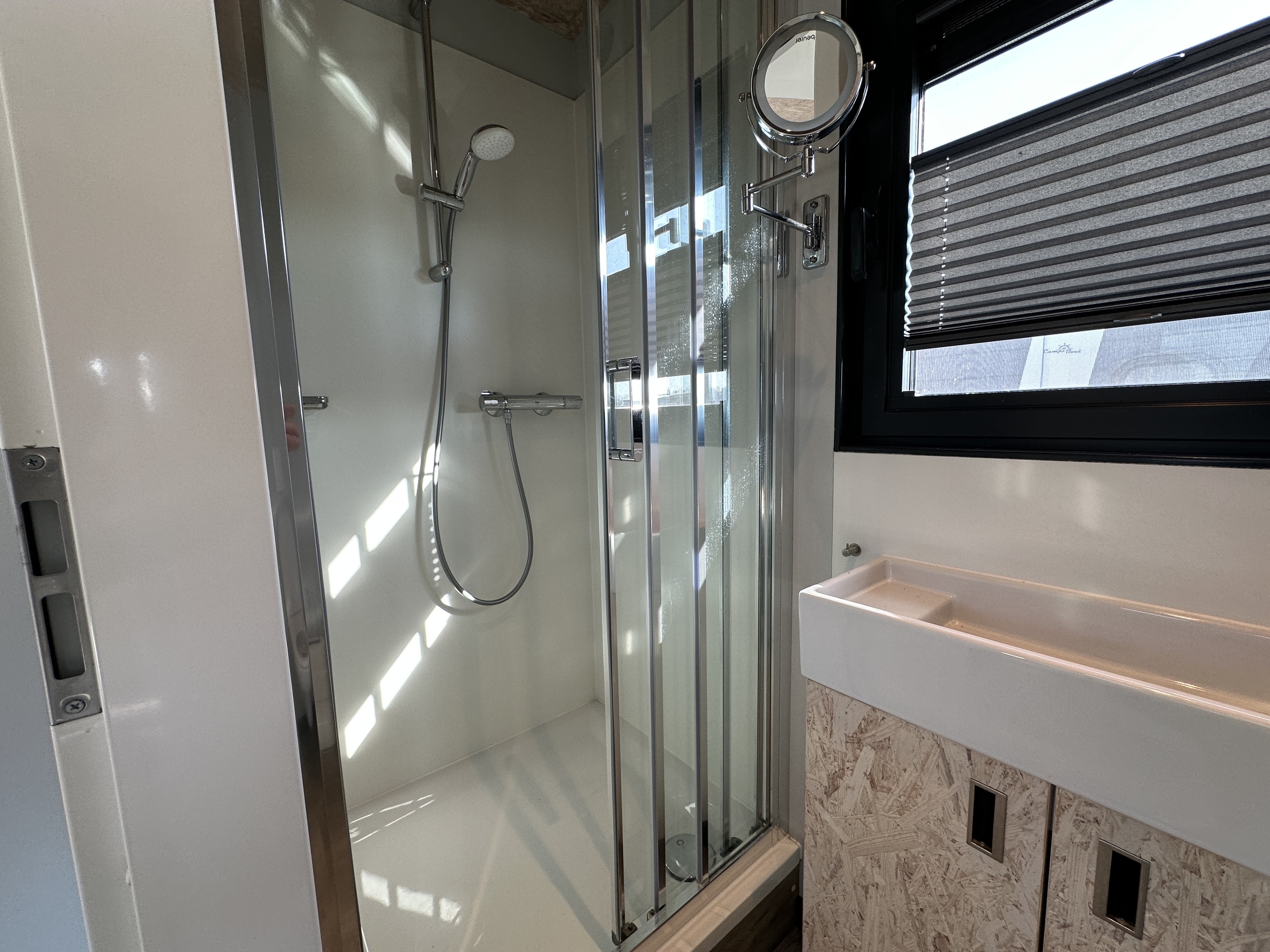 Gielissen Marin Home 32 Tiny Houseboat