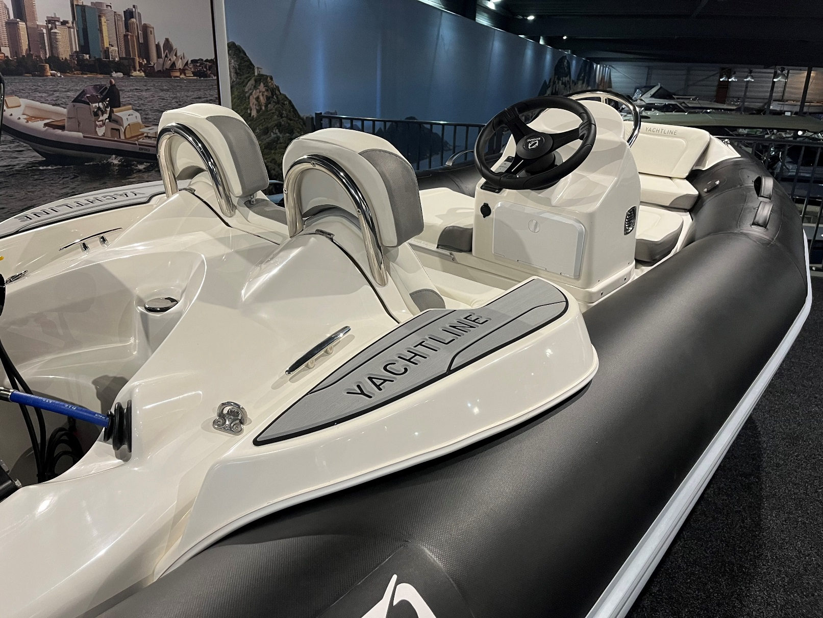 Zodiac Yachtline 400 met Mercury 40 pk!