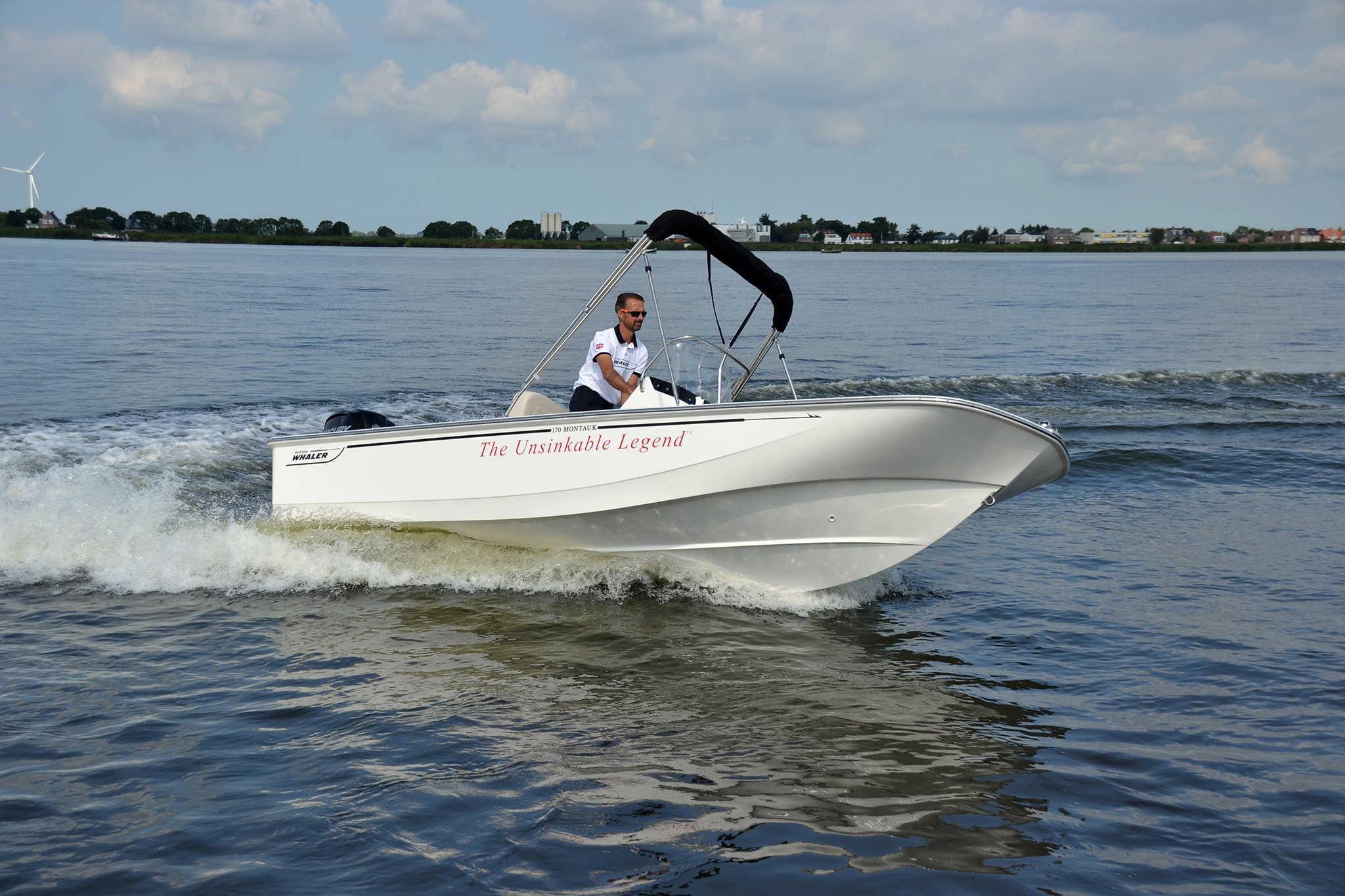 Boston Whaler 170 Montauk