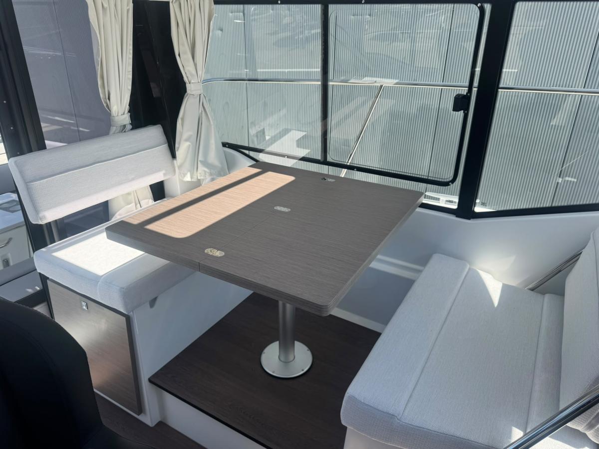 Jeanneau Merry Fisher 895 serie 2. Dit schip is aanwezig op de Yamaha stand van hiswa te water 2026.