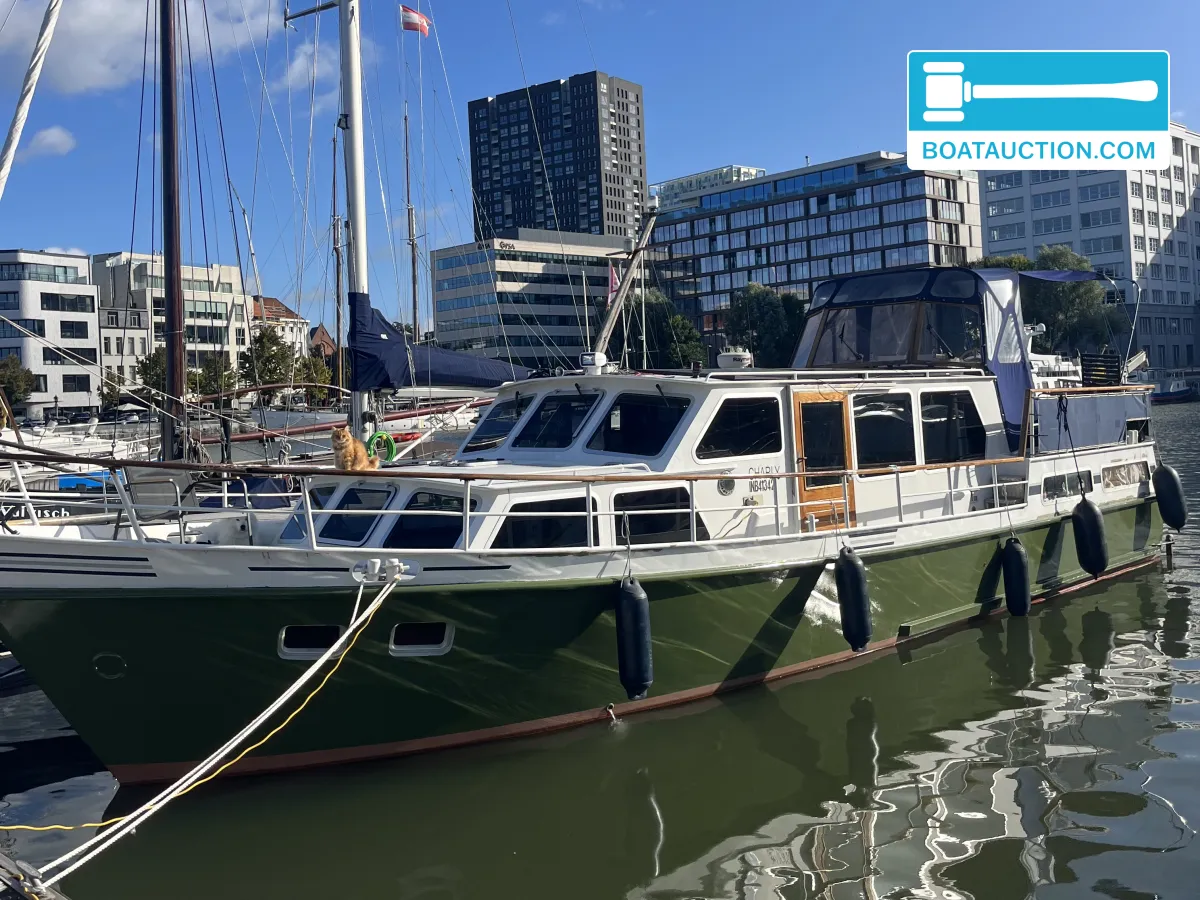 Altena 48 hoofdfoto: 1