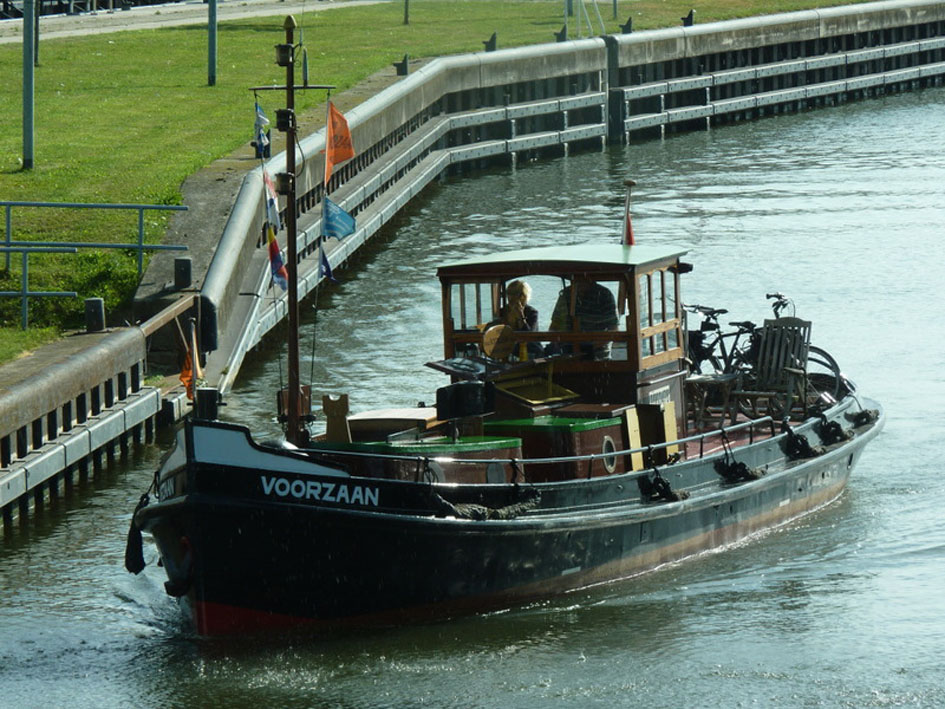 Sleepboot Amsterdammer 13.97