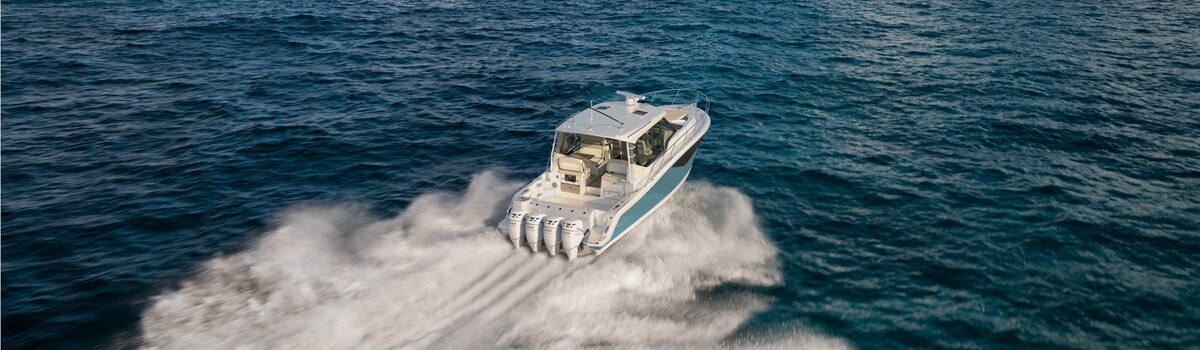 Boston Whaler 405 Conquest