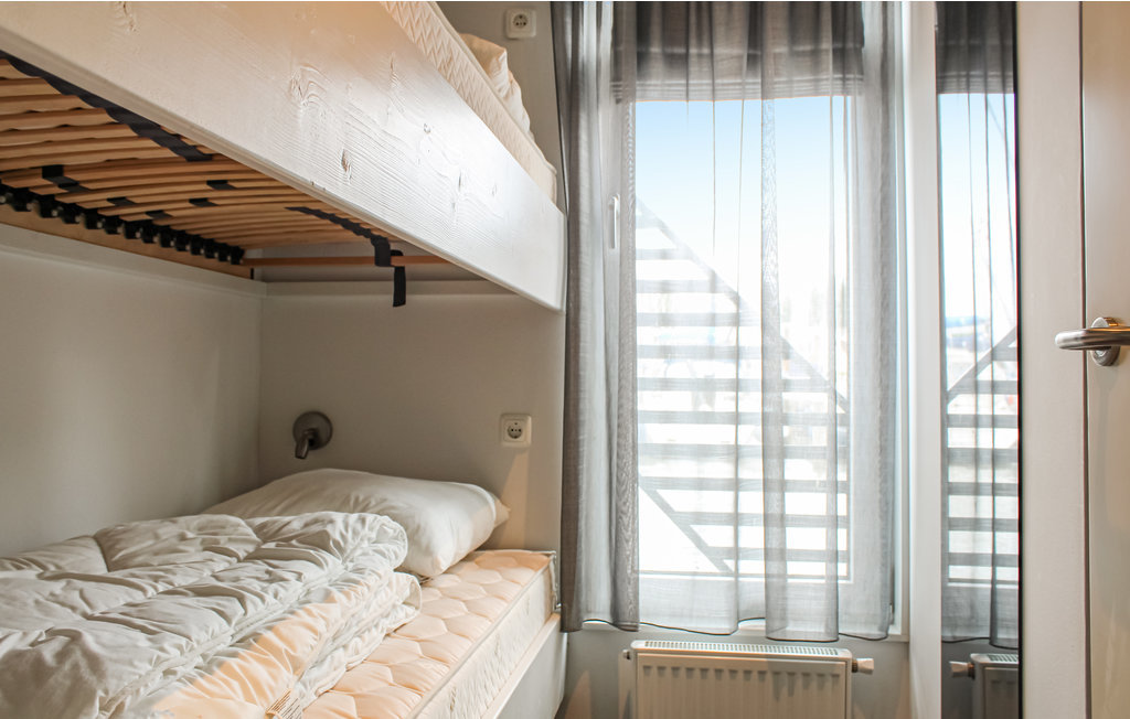 Aquavive Houseboat 1500 Met Vaste Overneembare Ligplaats In Warns