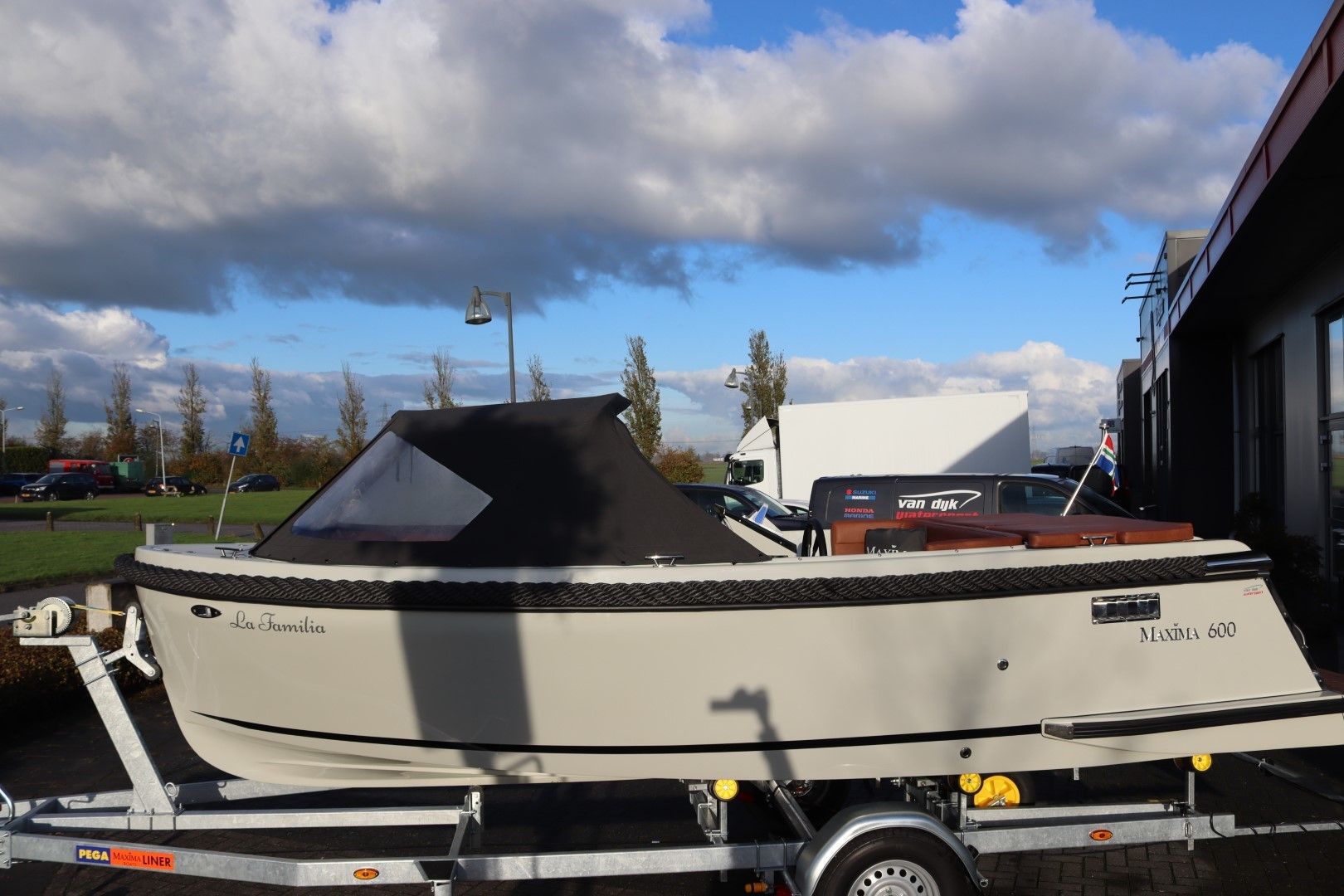 Maxima 600 Tender Met EPropulsion 6.0 Evo