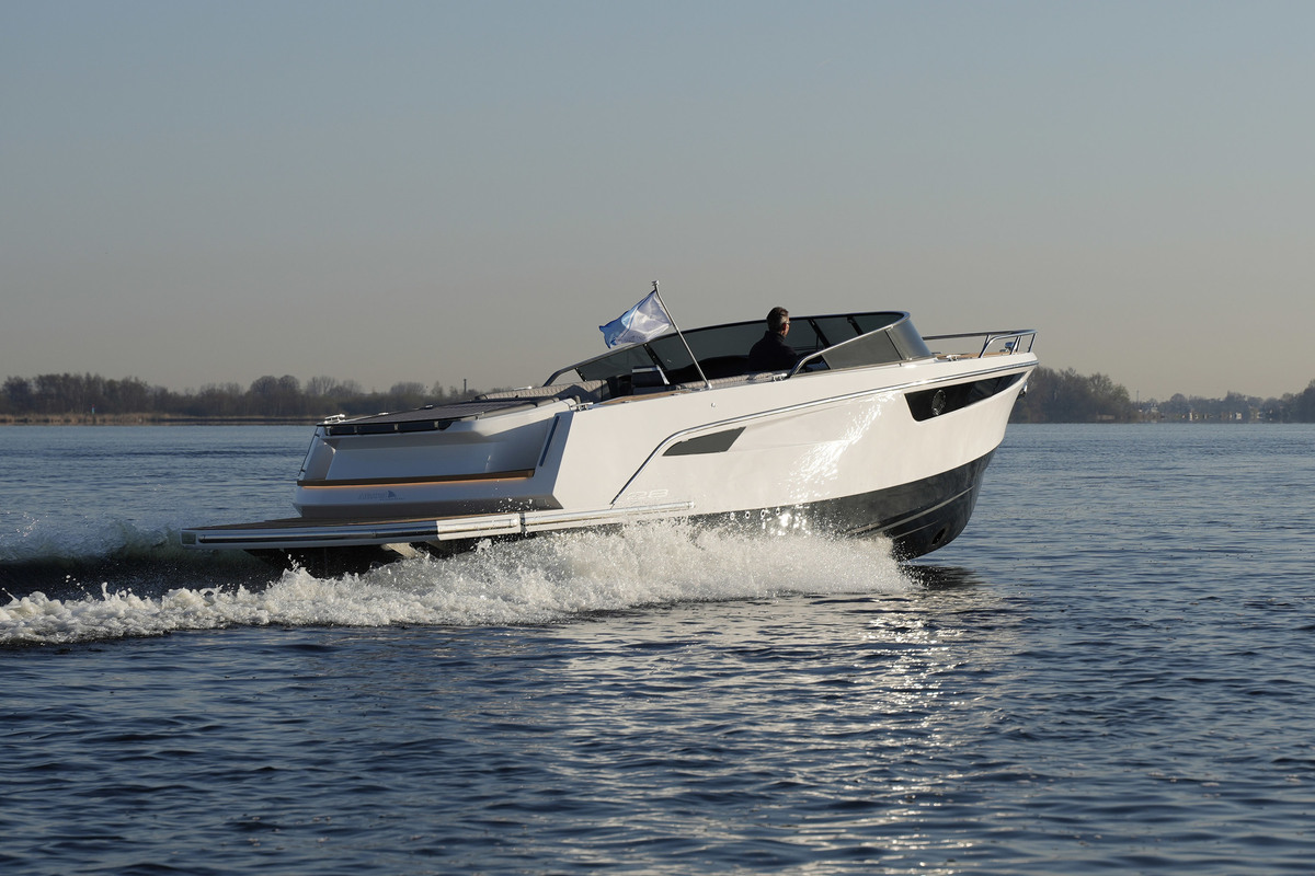 Alfastreet Marine 28 Cabin - Inboard Series
