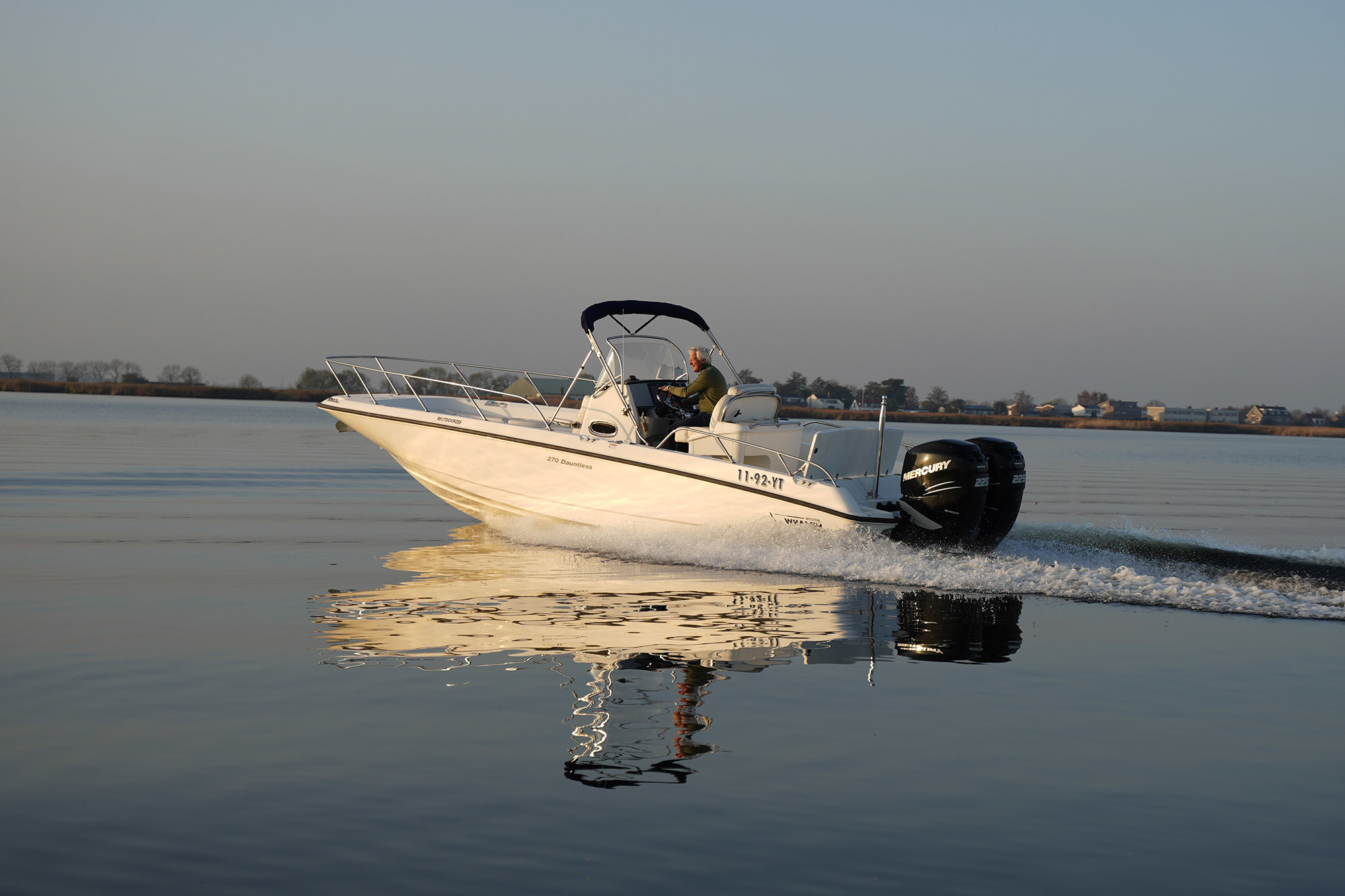 Boston Whaler 270 Dauntless