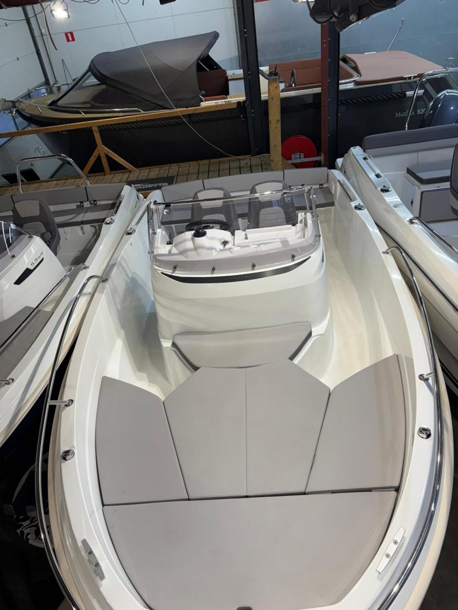 Jeanneau Cap Camarat 5.5 CC