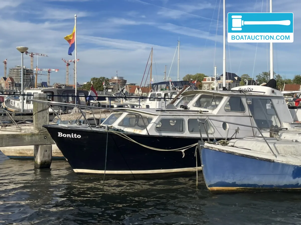 Motorboat 800 hoofdfoto: 1