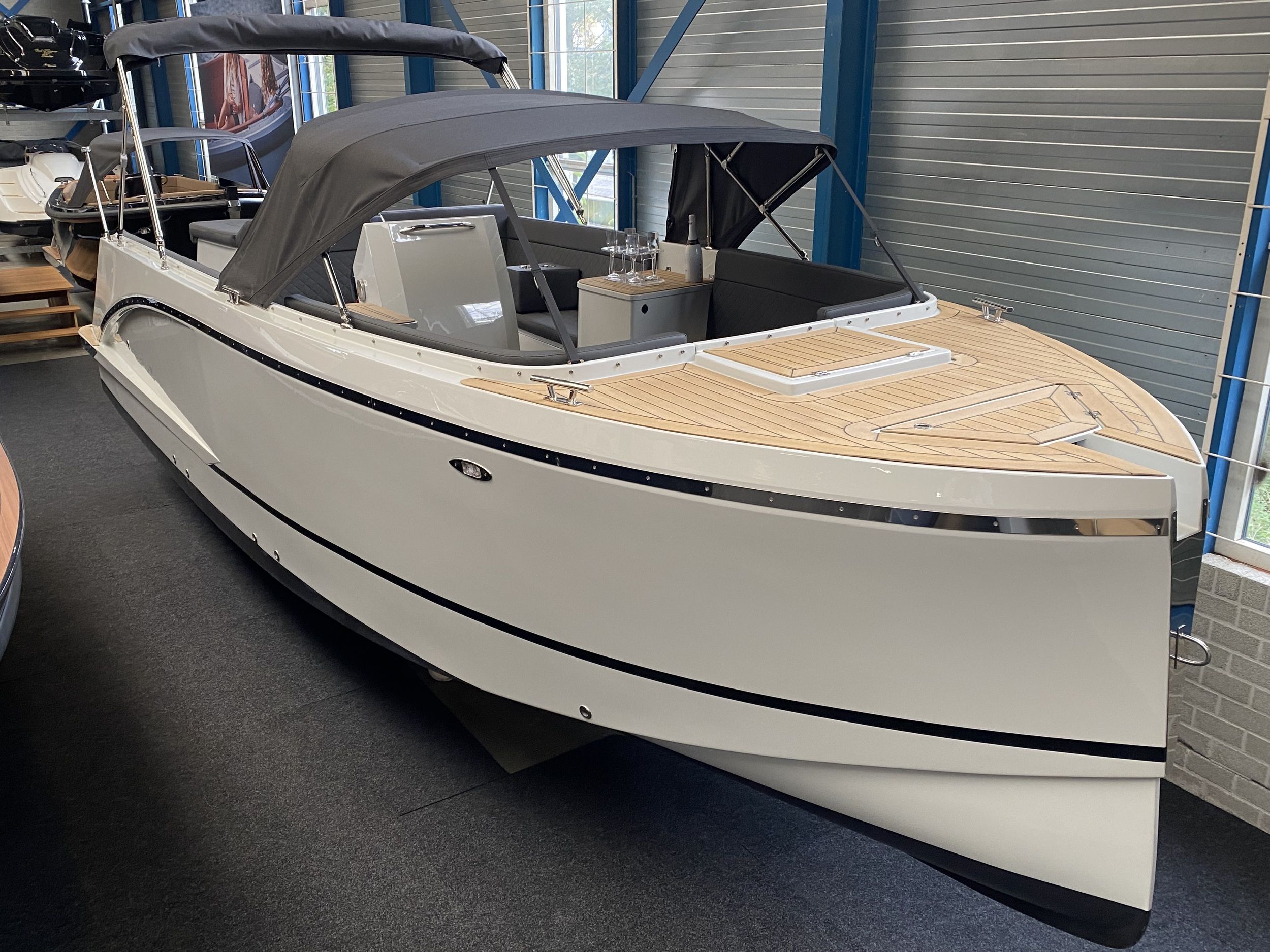 Maxima Boats Maxima 740 Tender Direct Leverbaar hoofdfoto: 1