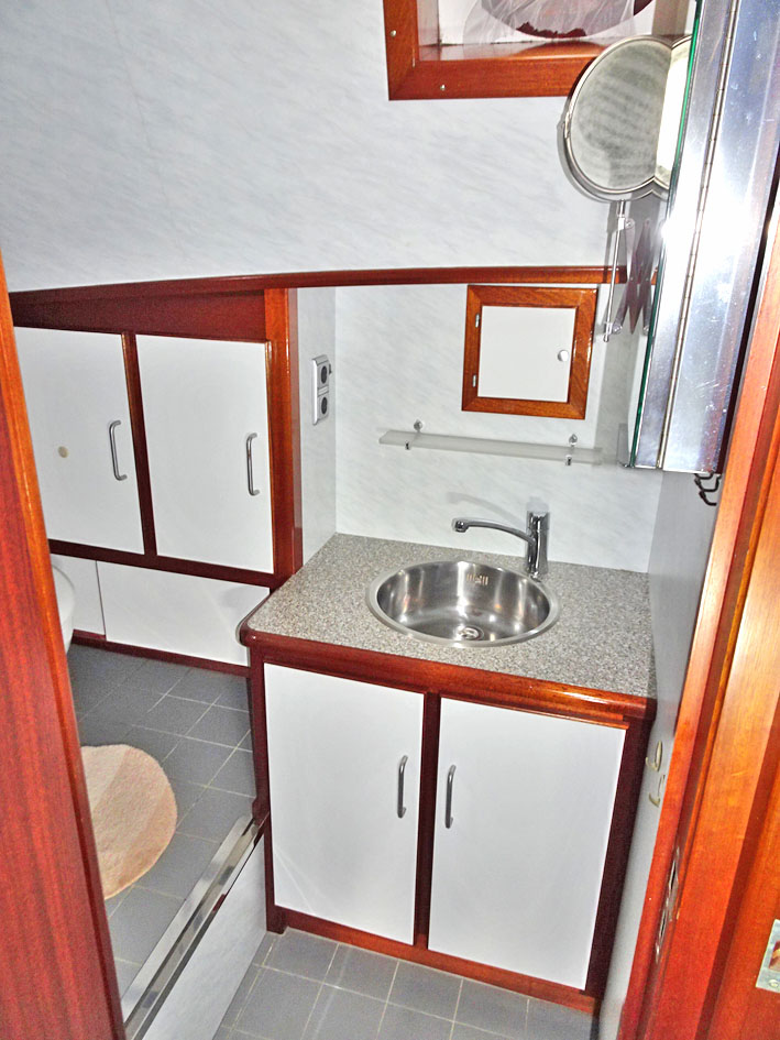 Motortjalk 21.40, met UBC