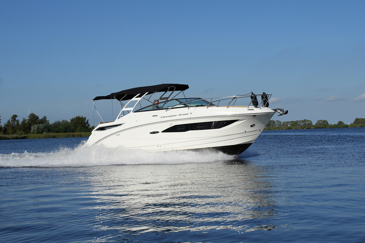 Sea Ray Sundancer 290