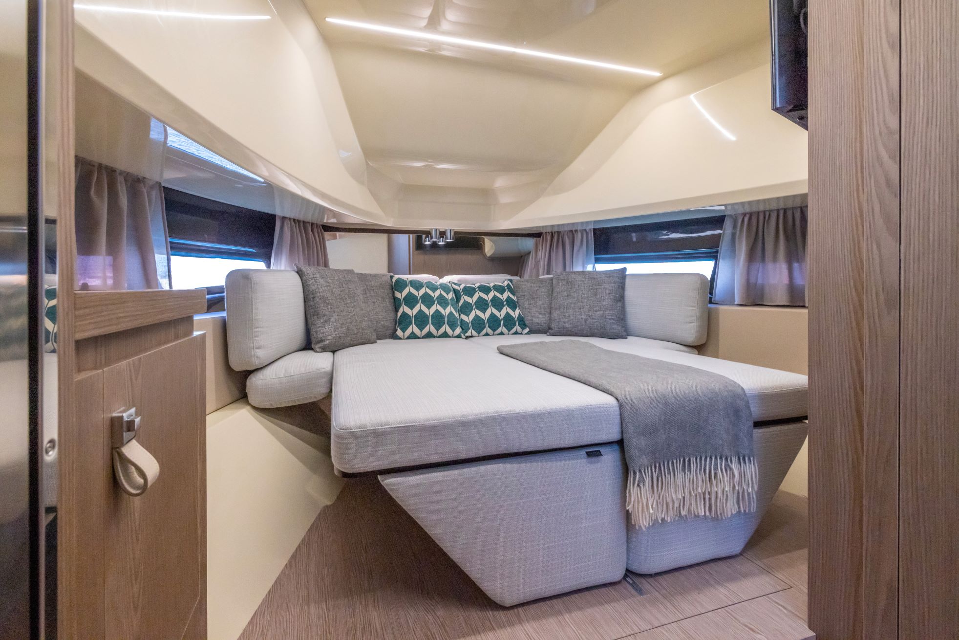 Invictus yachts Invictus 420 TT