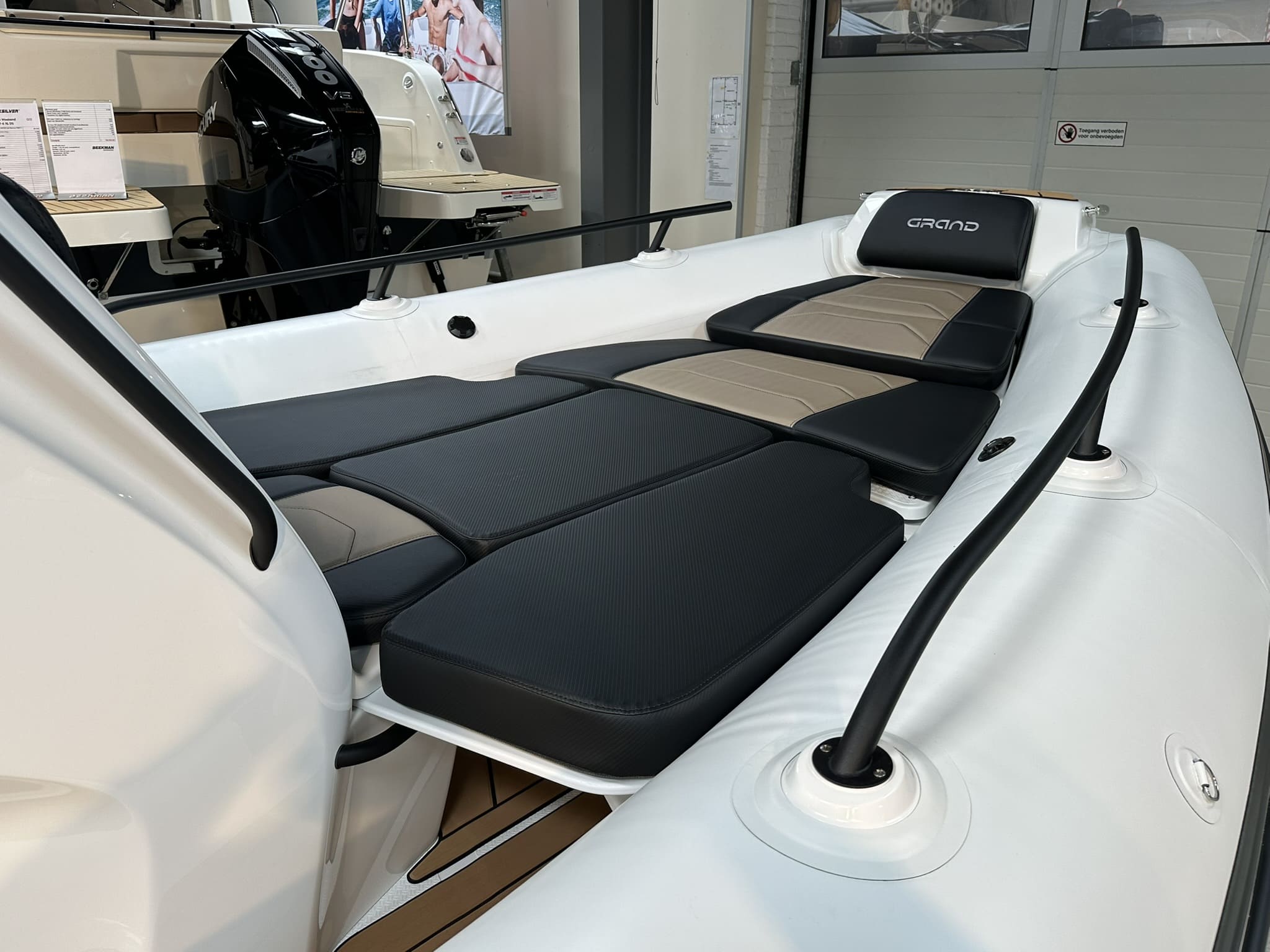 Grand Golden Line 680 de Luxe