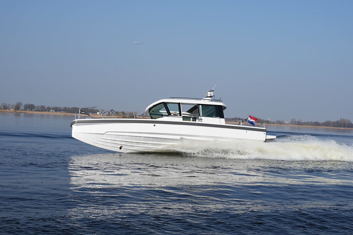 Axopar 28 Cabin - AC