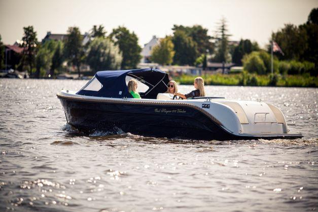 Oud Huijzer 616 Tender