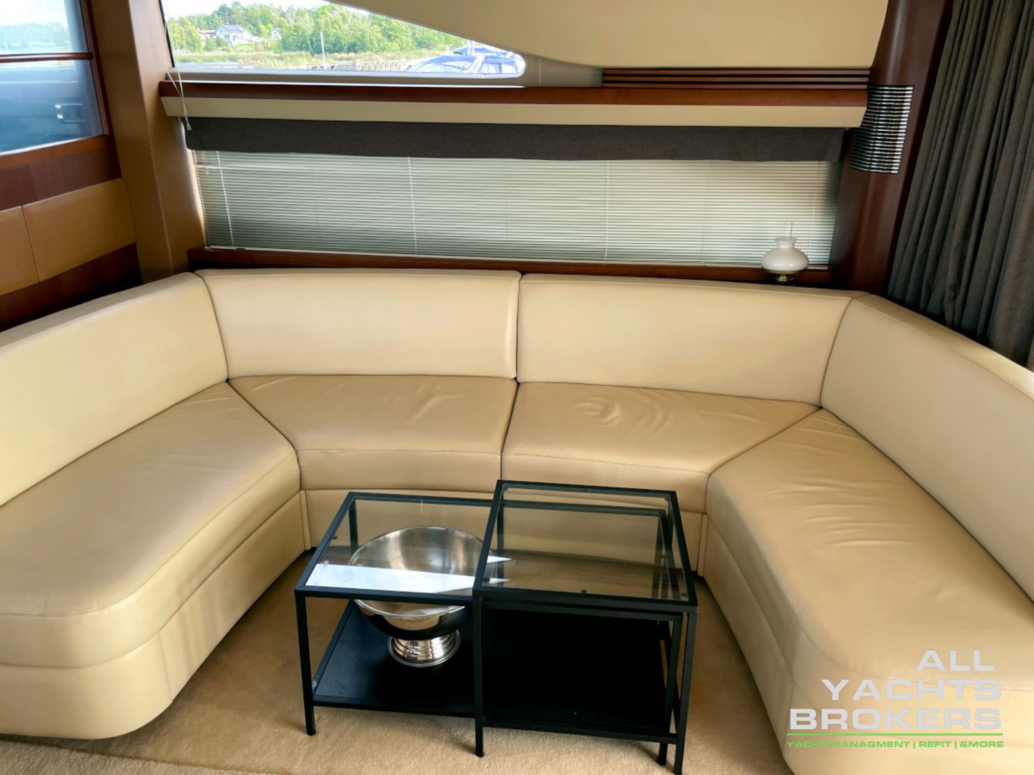 Princess 67 Flybridge