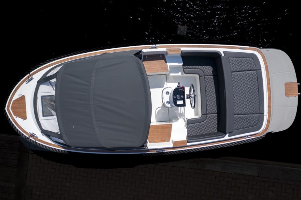 Oud huijzer 740 tender Loosdrecht