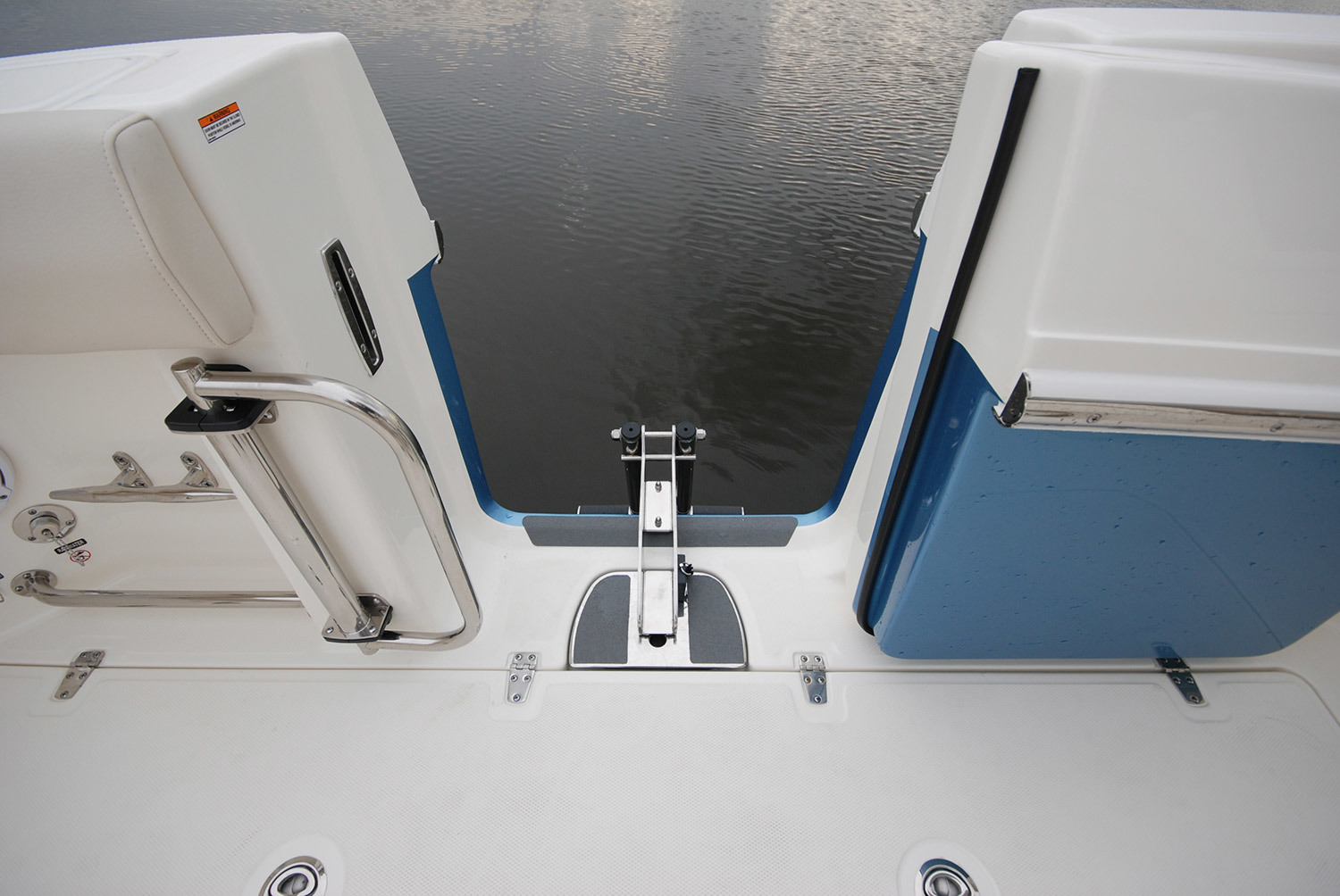 Boston Whaler 330 Outrage