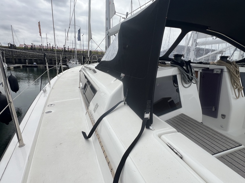 Dufour 430 GL