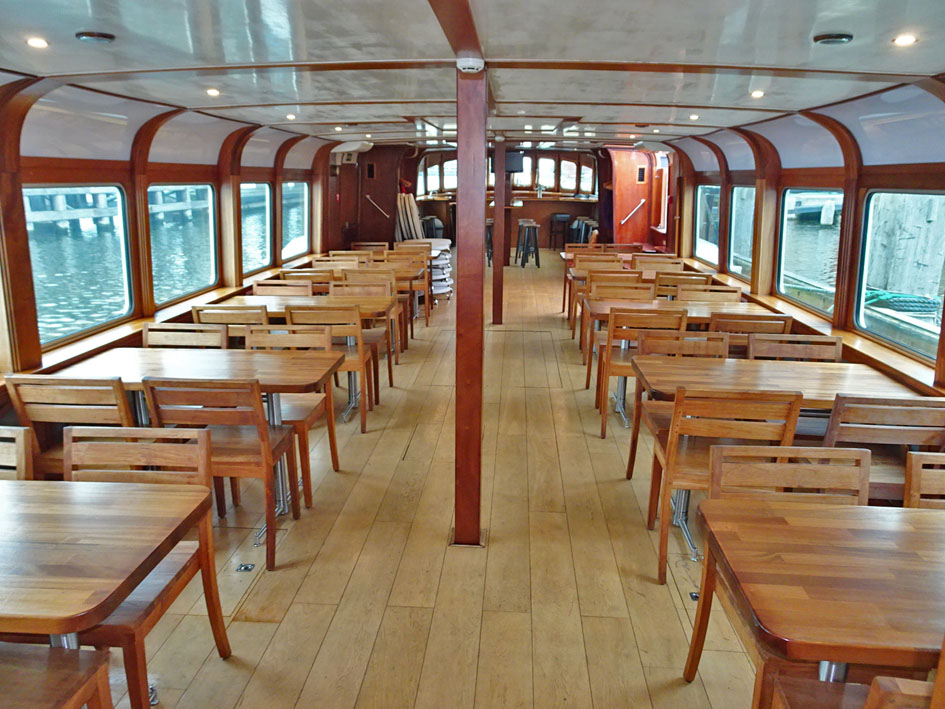 Dagpassagiersschip 152 pers