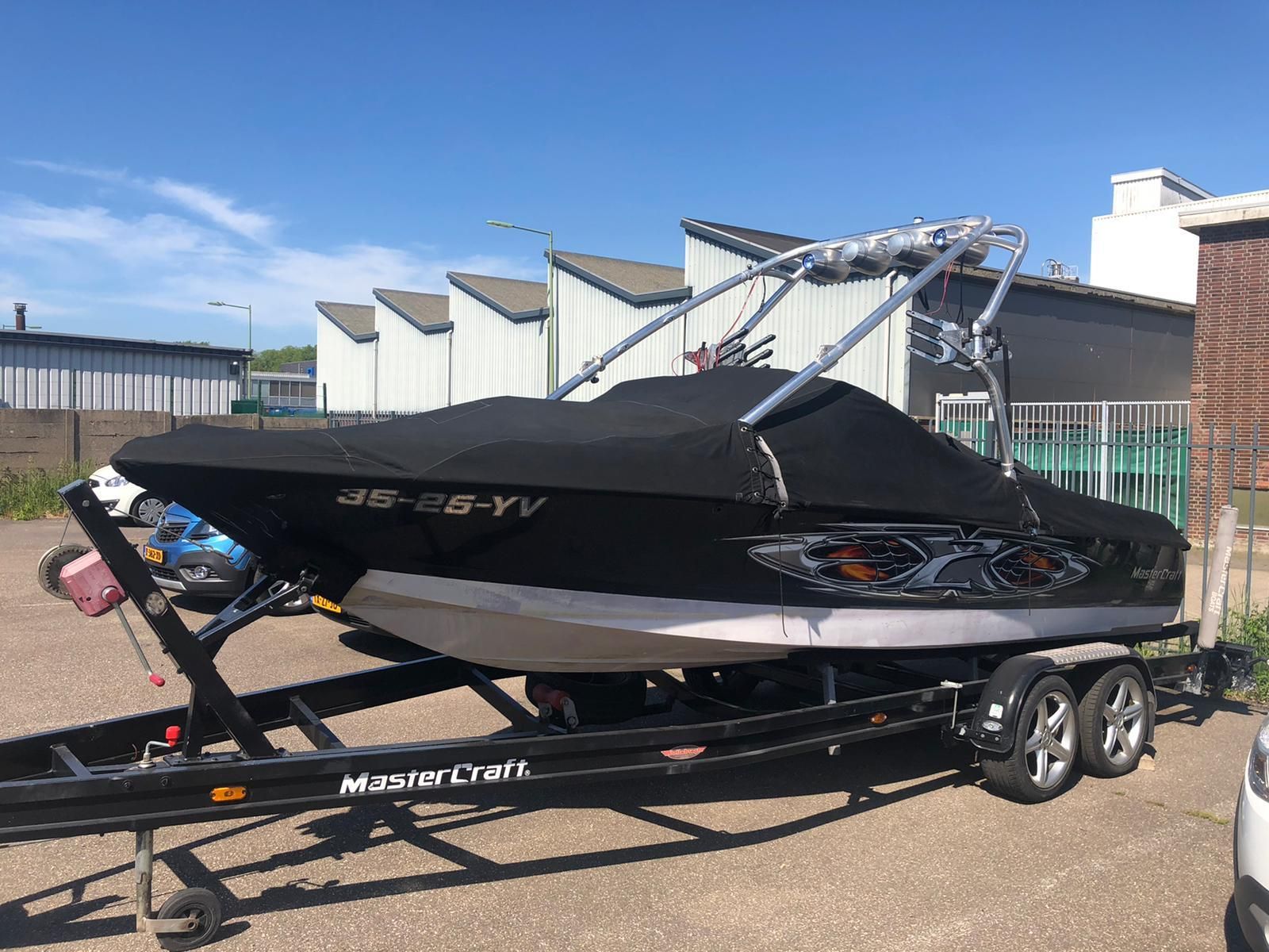 Mastercraft X2