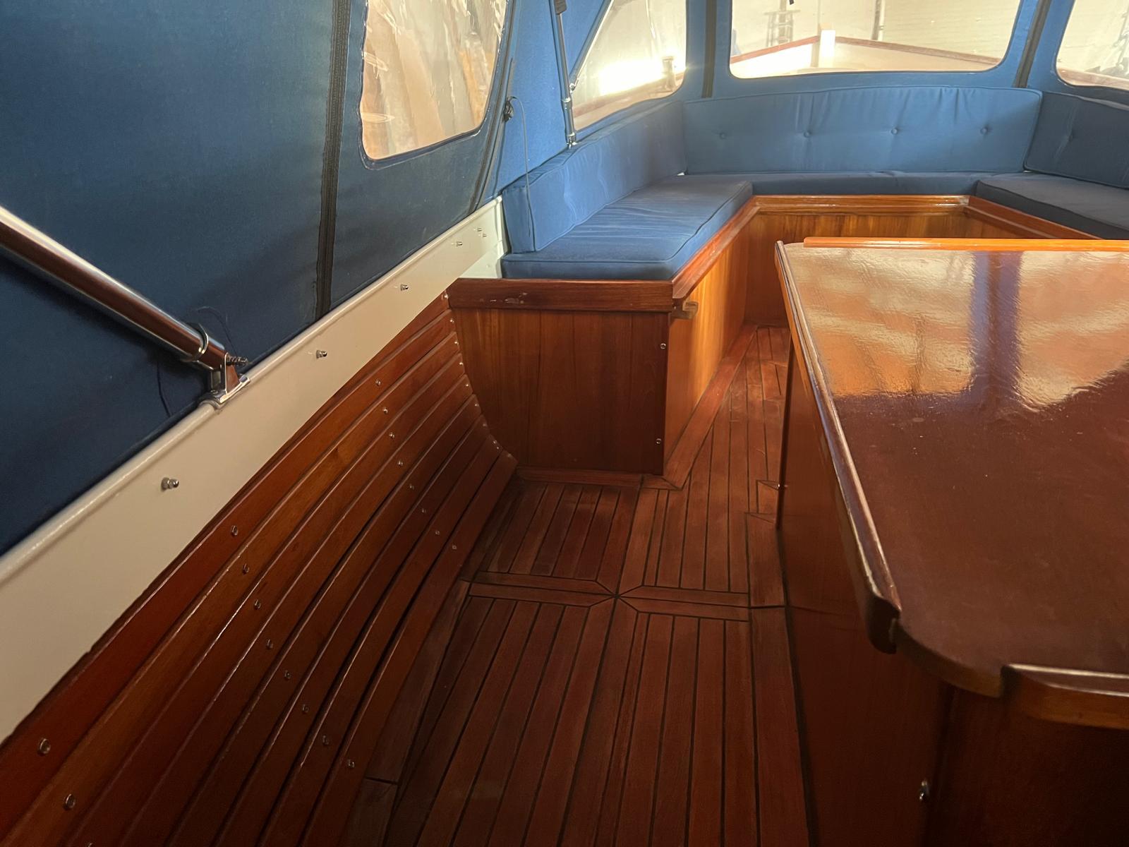 Overnaadse Sloep 750