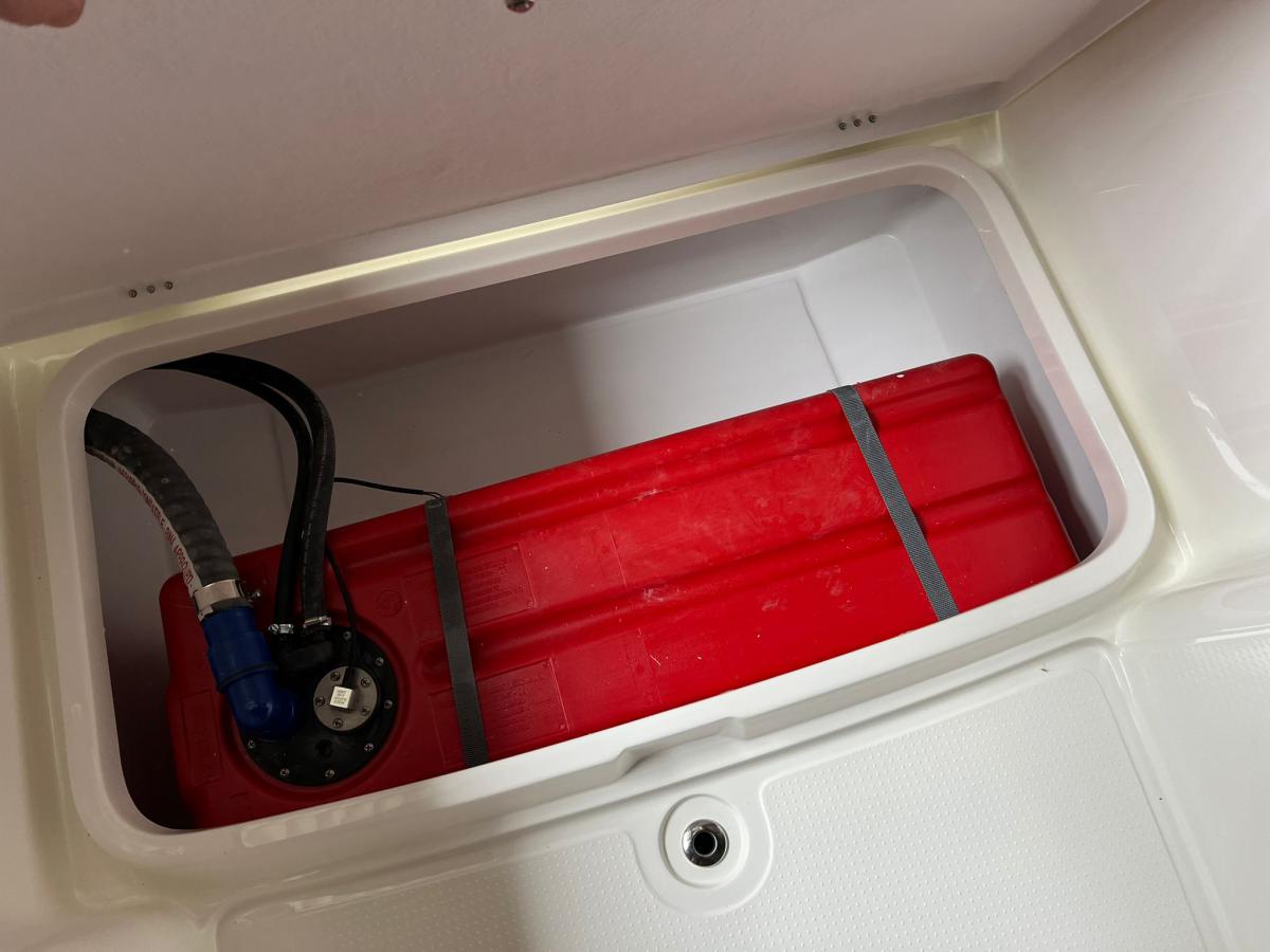 Oud Huijzer 740 Tender