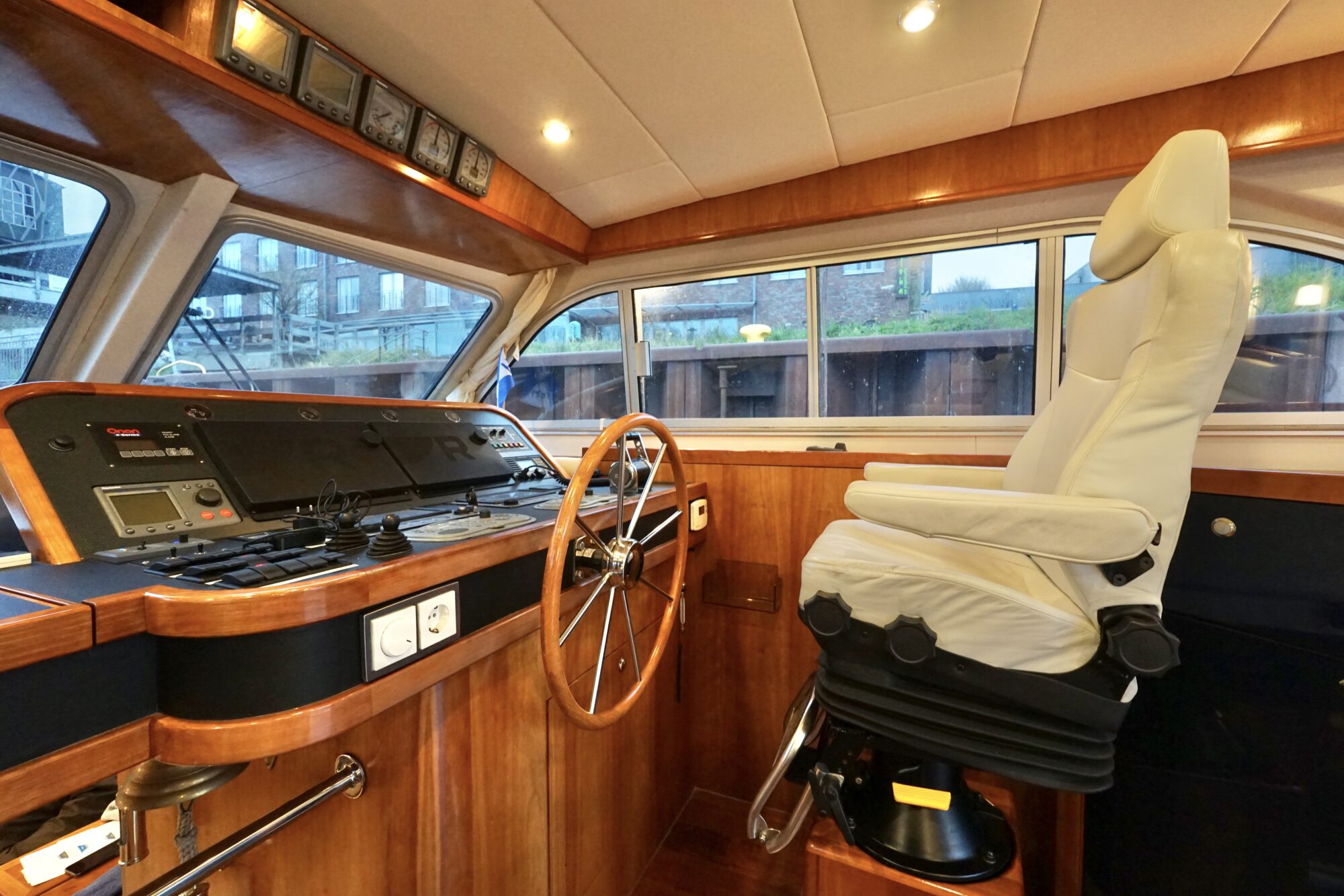 Van der Heijden 17.00 Dynamic Deluxe VS