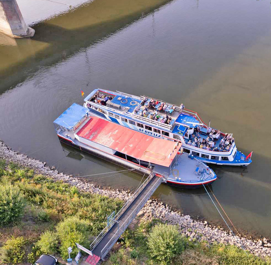 Dagpassagiersschip 221 pers, Rijn gecertificeerd