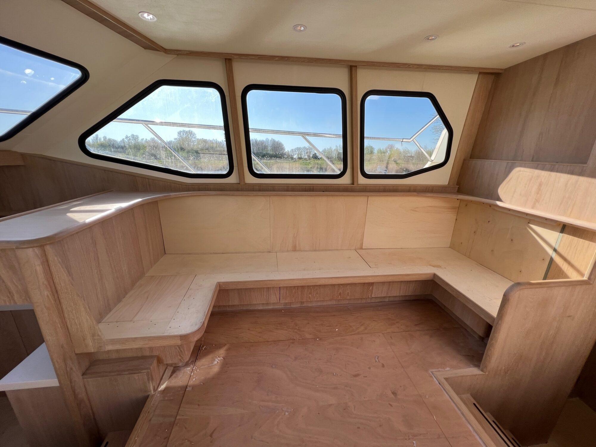 Van Vossen Van Vossen 12.80 AK