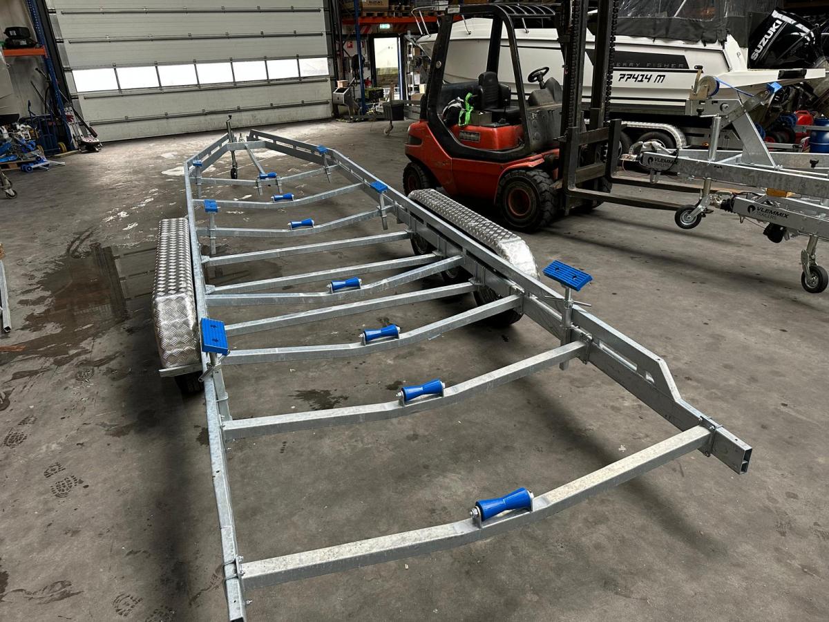 Vlemmix Stallingstrailer Vlemmix 10 m 3×1800 kg