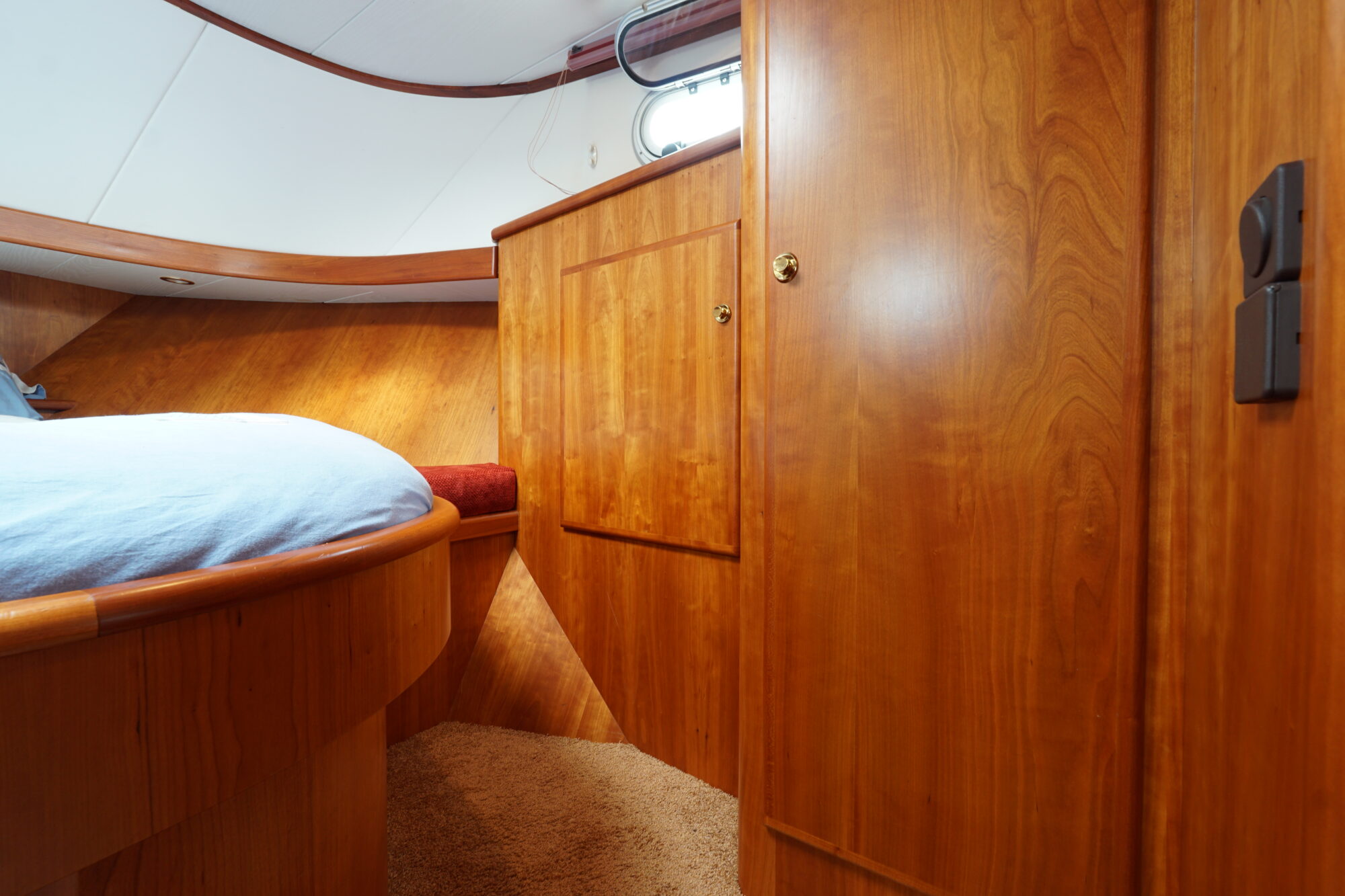 Tryvia 1100 OK Cabrio Spiegeldeur