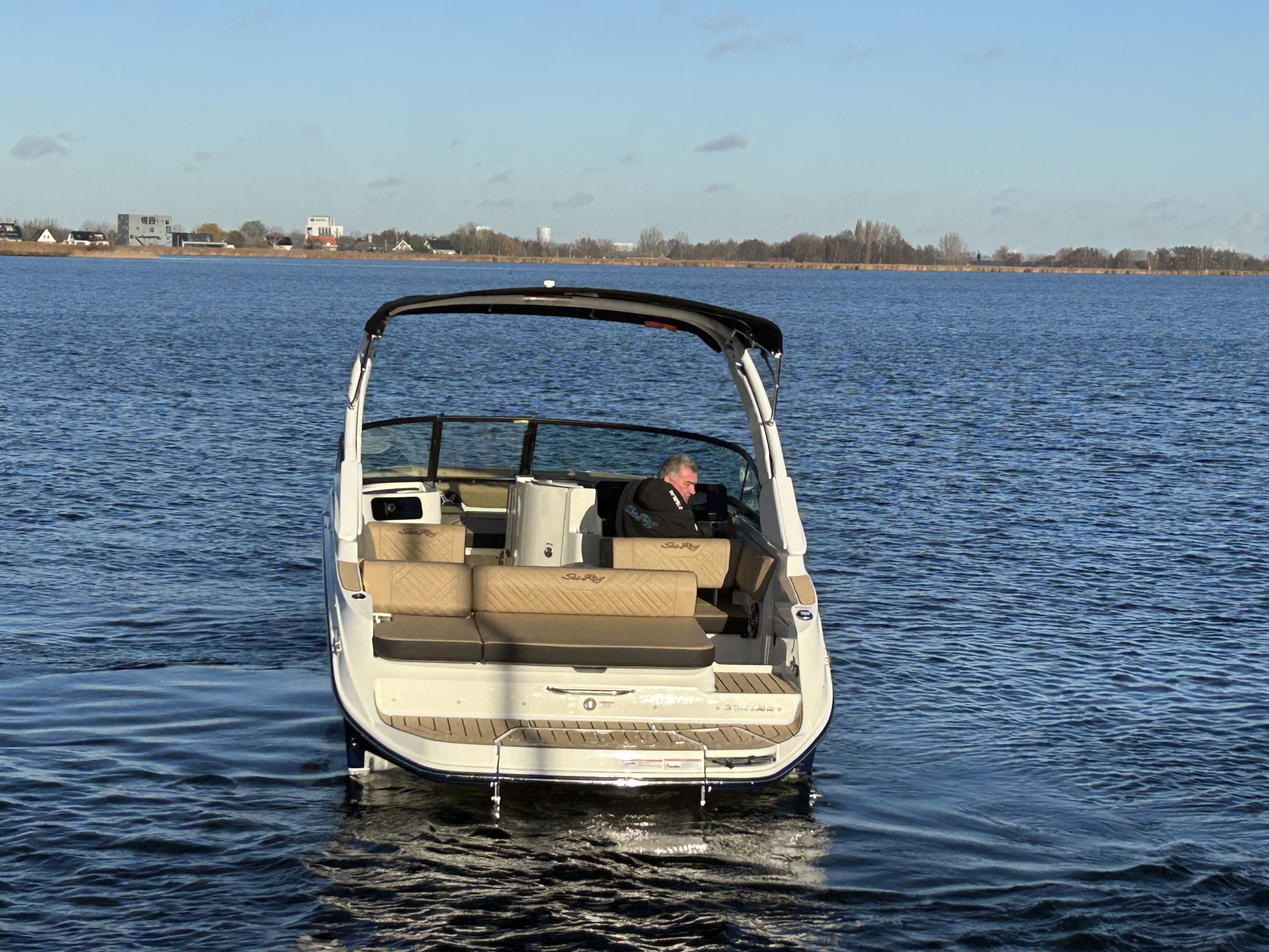 Sea Ray SDX 230 Surf