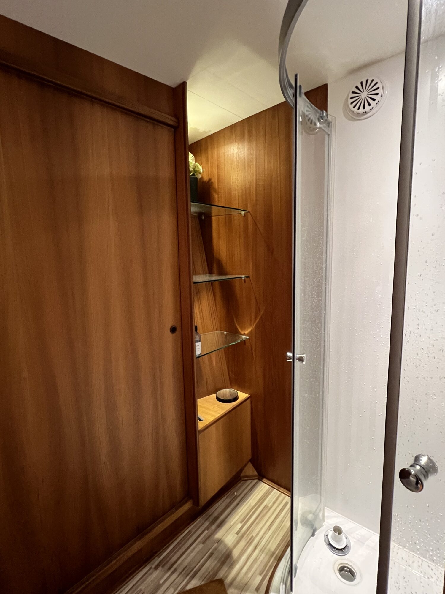 Ex Kabellegschip RWS Ex kabellegschip RWS