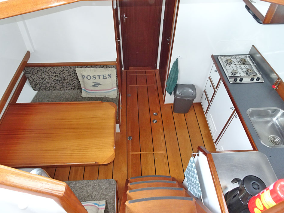 ex Patrouille vaartuig / Varend Woonschip 18.26 met UBC