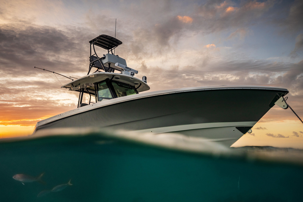 Boston Whaler 360 Outrage