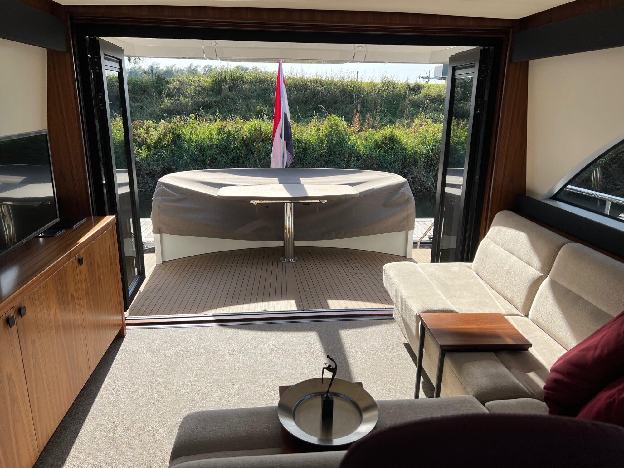 Van den Hoven Van den Hoven Executive 15.00 MK II